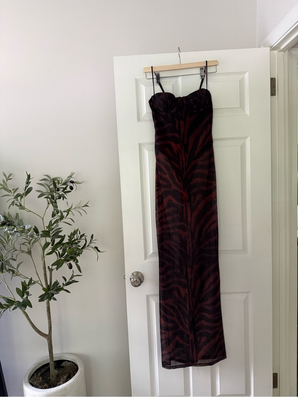 Dream Of Me Maxi Dress Amber Zebra - Picture 4 of 8